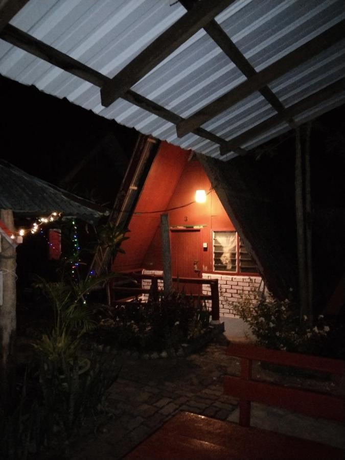 Nazri Nipah Camp Pangkor Hotel Kampung Teluk Nipah Bagian luar foto